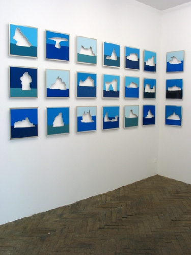 Le pr&eacute;sent entre les dents, icebergs - 2001